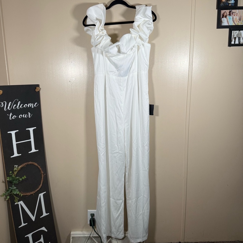 Lulus Immense Glamour White Satin Ruffled Off-the-Shoulder Jumpsuit XL New - Picture 4 of 9
